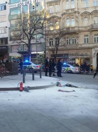 Muž se měl zapálit přímo pod sochou Svatého Václava na Václavském náměstí v Praze