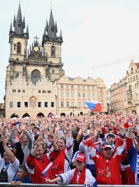 Fanoušci se sešli třeba na Staroměstském náměstí v Praze, aby fandili hokejistům v souboji o zlato