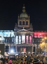 Koncert na Václavském náměstí, videomaping na Národním muzeu