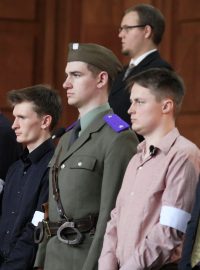 Pražští studenti práv jako postavy z vykonstruovaných politických procesů z 50. let