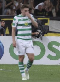 Zklamání hráčů Celtic Glasgow a radost AEK Atény