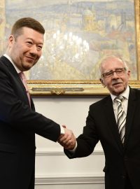 Do funkce nastupuje nový ombudsman Stanislav Křeček. Jmenoval jej druhý místopředseda sněmovny Tomio Okamura.