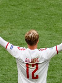 Kasper Dolberg slaví gól proti Walesu.