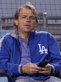 Todd Boehly bude po LA Lakers a LA Dodgers vlastnit podíl i v londýnské Chelsea.