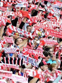 Fanoušci Slavie se sjíždí z celé republiky, i z Plzeňka