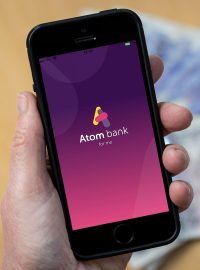 Britský finančně-technologických start-up Atom Bank přešel 1. listopadu na čtyřdenní pracovní týden