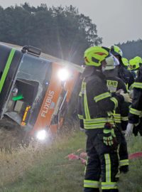 Při nehodě autobusu FlixBus v Německu utrpěli čtyři cestující středně vážná zranění