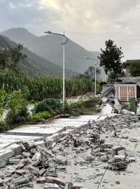 Zemětřesení v Číně si vyžádalo 46 mrtvých