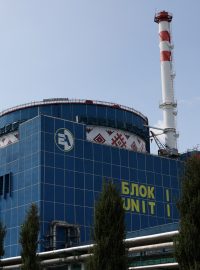 První blok Chmelnické jaderné elektrárny u Netyšína na západní Ukrajině