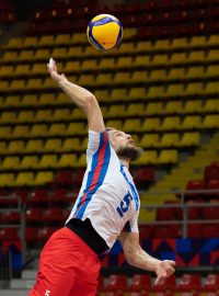 Adam Zajíček v zápase proti Černé Hoře na mistrovství Evropy volejbalistů