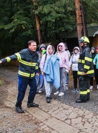 Evakuace rekreačního střediska Pod Templštýnem