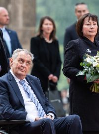 Miloš Zeman přivítal na Pražském hradě prezidenta Černé Hory Milo Djukanoviče.