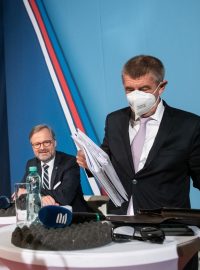 Volební debaty v Českém rozhlase se zúčastnil také premiér Andrej Babiš (ANO)