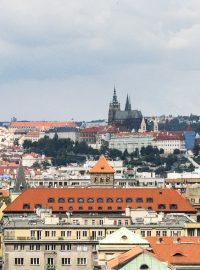 ze střechy, Těšnov